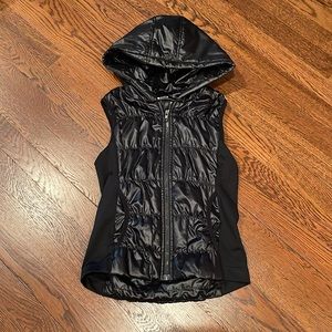 Girls Zella black vest size medium 8/10